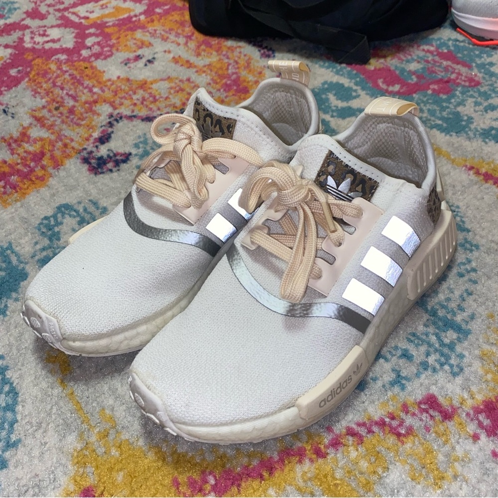 Women’s Adidas Cheetah MND